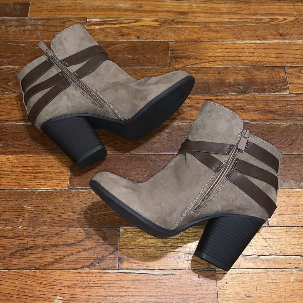Torrid Ankle Bootie Block Heel - Picture 10 of 12